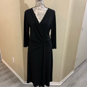 Come and‎ See dress LBD in black